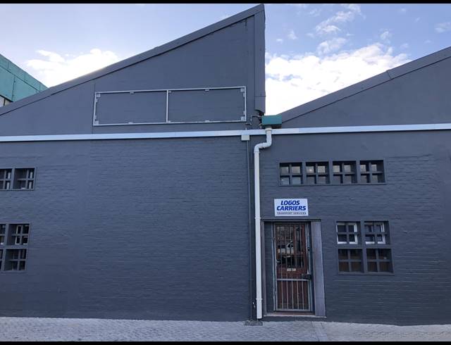 440M² FACTORY TO LET IN EPPING INDUSTRIAL